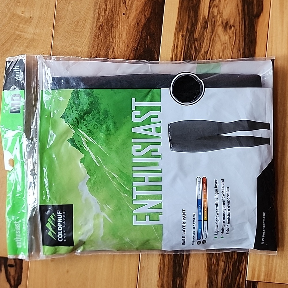 Youth base layer pants brand new
